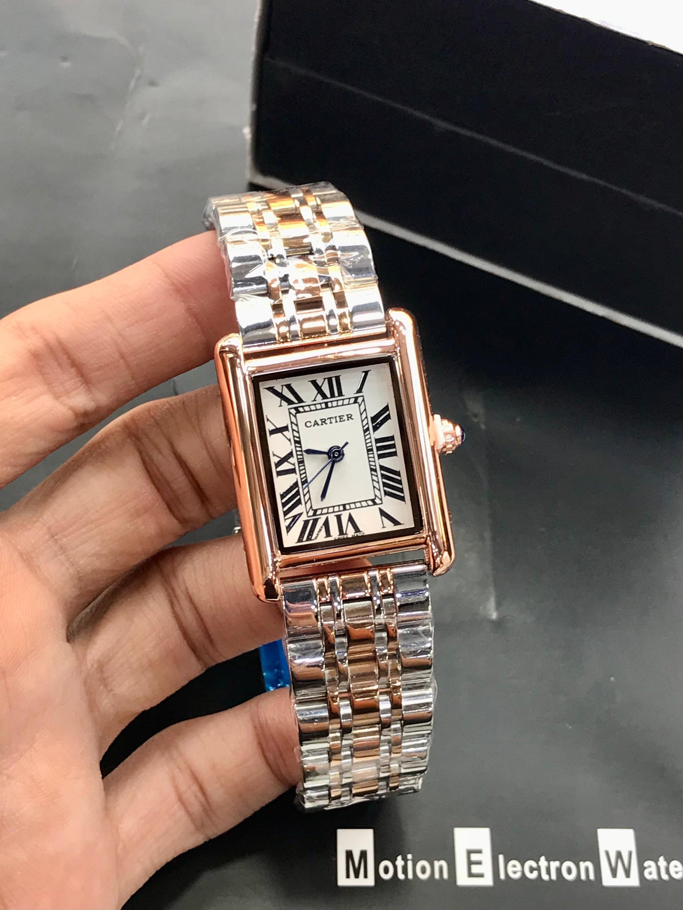 CARTIER Woman Watch