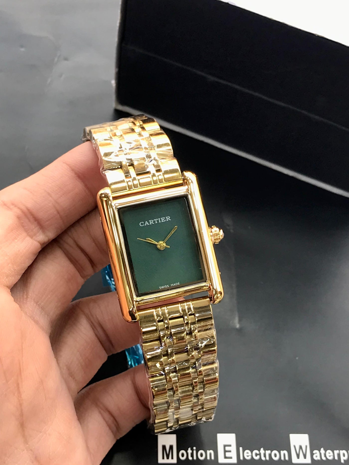 CARTIER Woman Watch