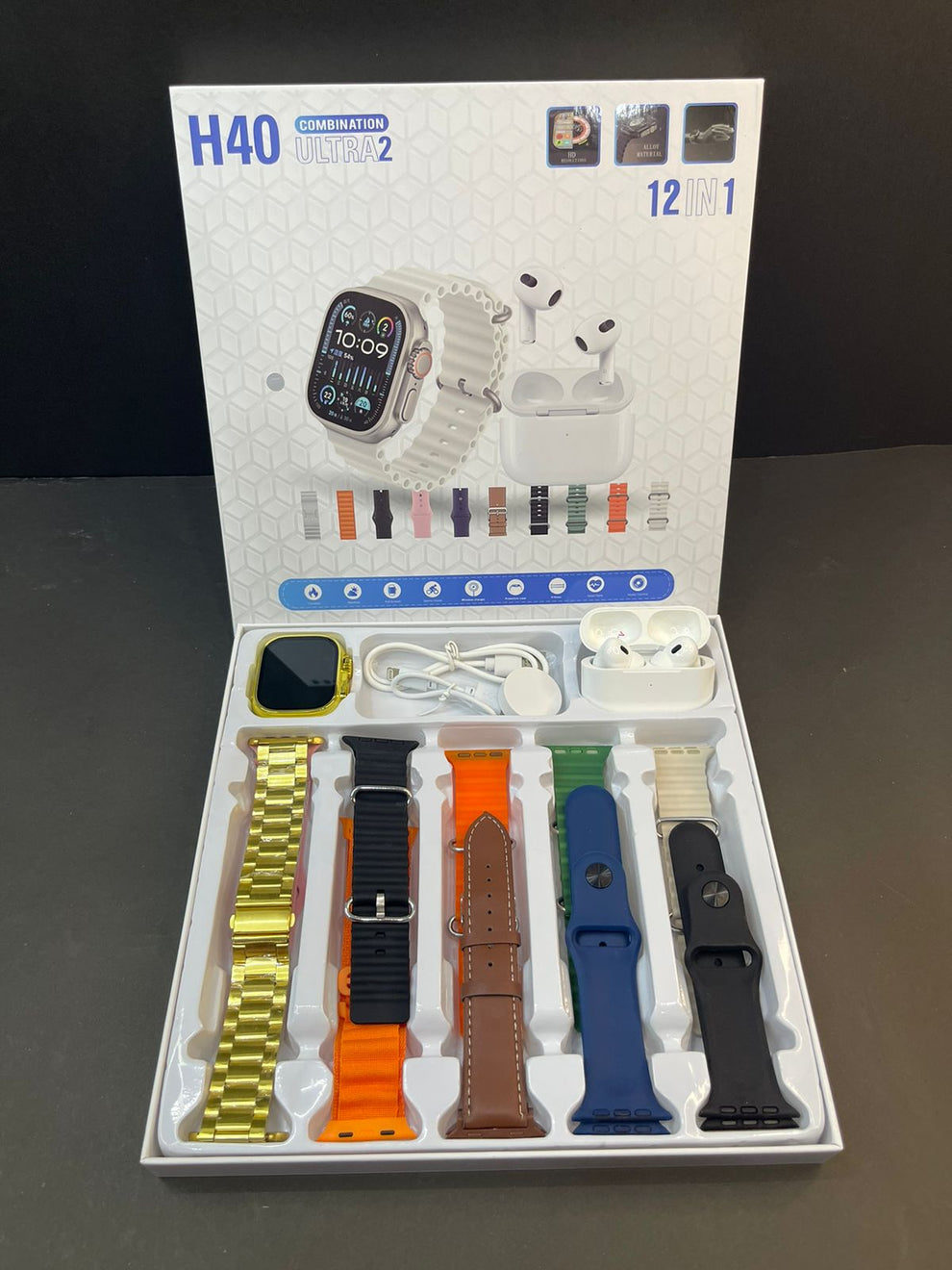 H40 (12 in 1) Ultra Smartwatch